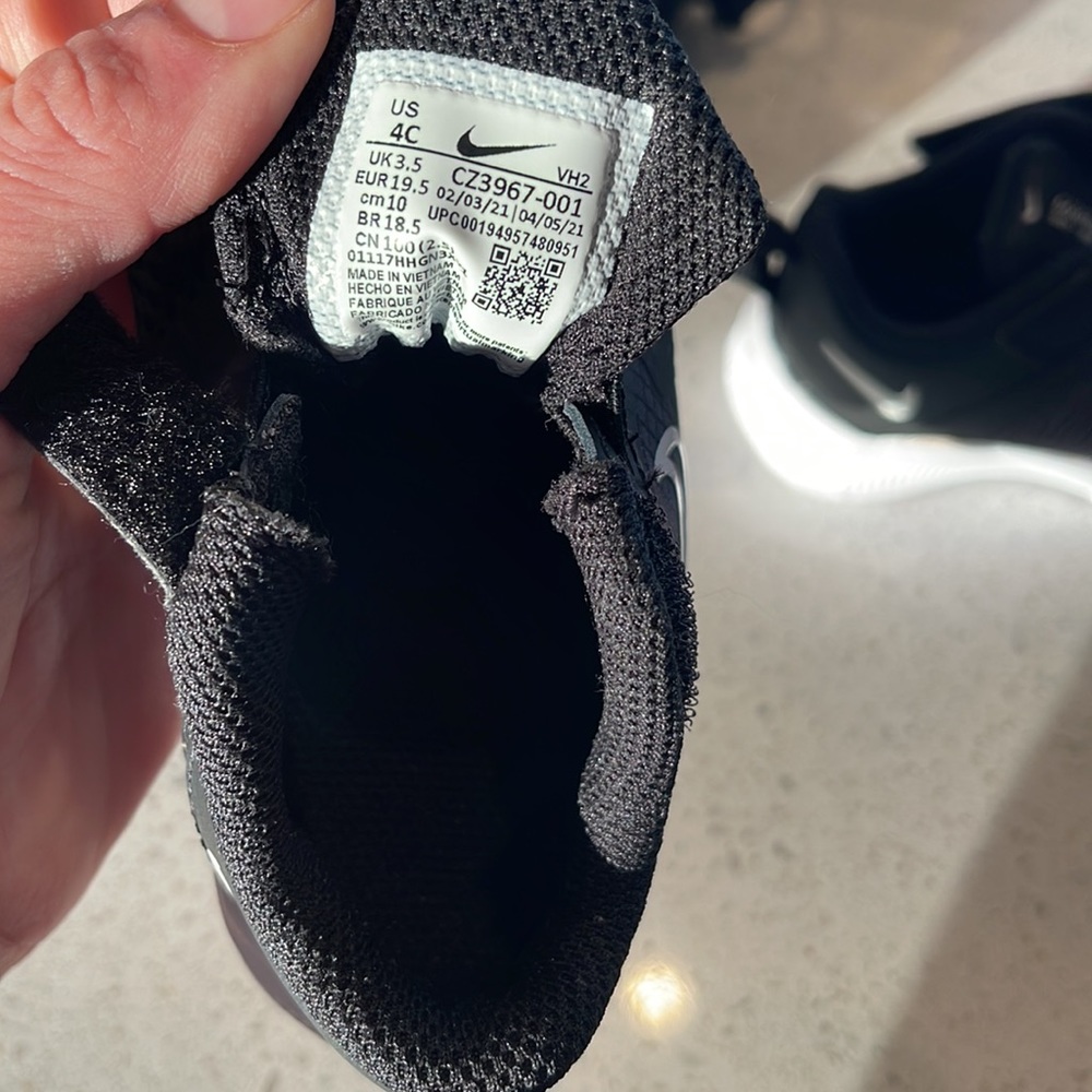 Nike Downshifter Toddler/Kids Shoes size 4C, BNWOT - Picture 2 of 5